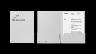 16 Mucho Anoche Branding Folder