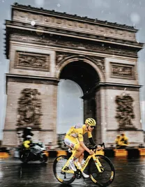 Colnago Tour de France victory x UAE team