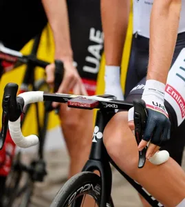 38a Mucho Colnago 37 Pogacar01