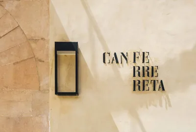 0b Mucho Sant Francesc Facade