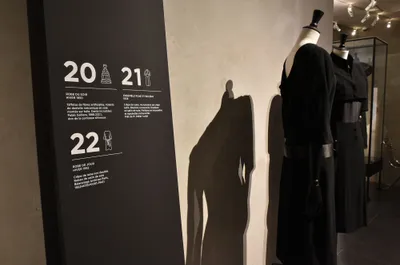 Balenciaga, L'œuvre au noir | Mucho