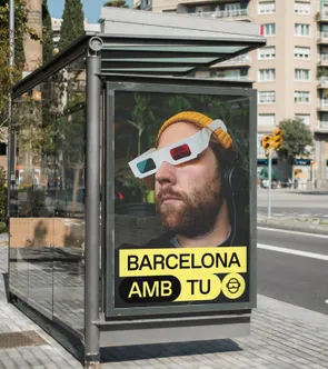 09a wearemucho bcn busstop 002
