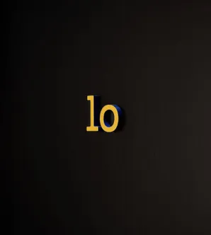 13b casa sagnier door number