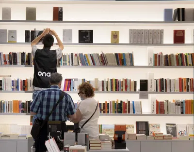 11 200525 Inauguració ONA LLIBRES 209 scaled