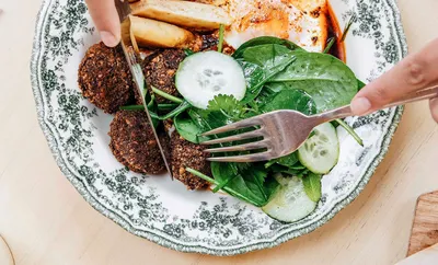 16 Tel Case img04 scaled