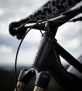 04a Unno 1345x1500 01