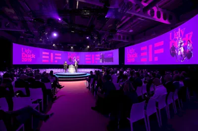 09 Ugly Duck 2019 Event By Mucho